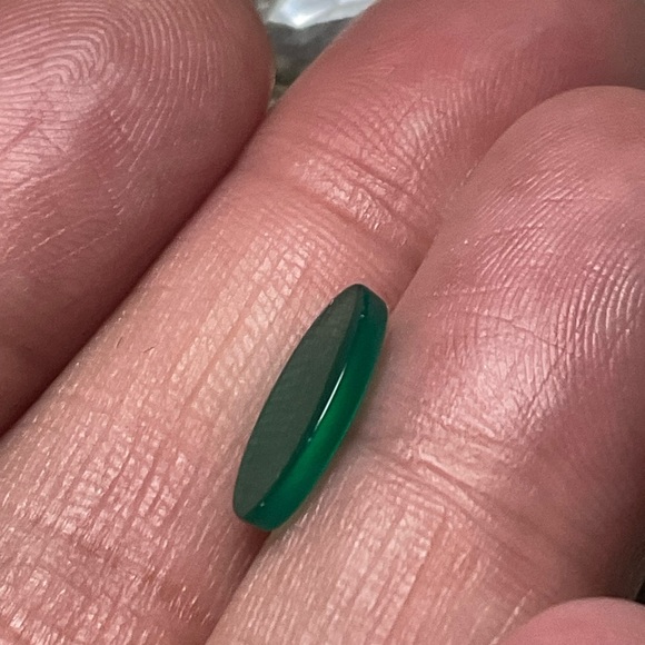 Emerald - Picture 4 of 6